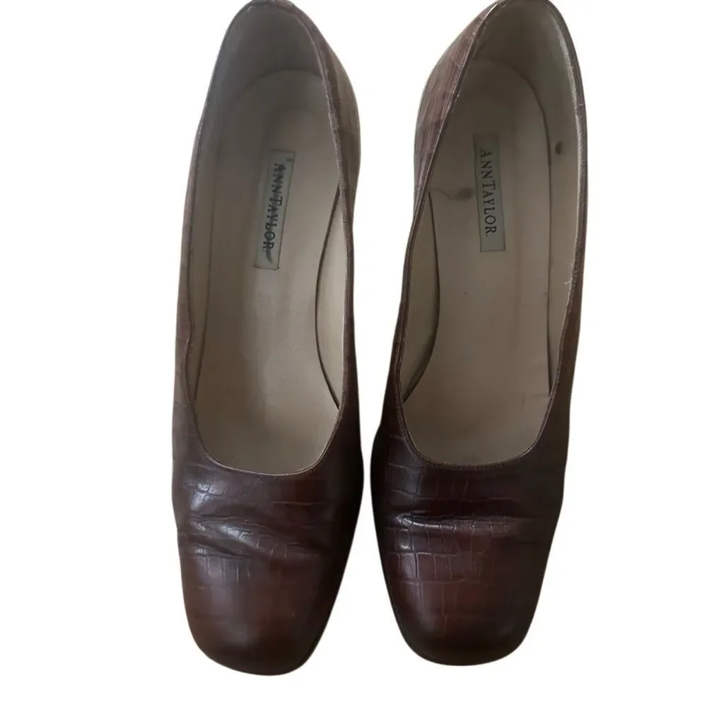 Ann Taylor Elegant Brown Heels